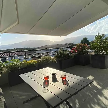 Vue Montagne, 4-6 Personnes, Avec Piscine דירה *
