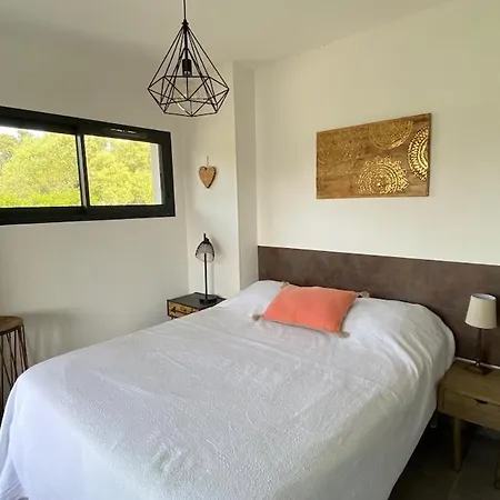 Vue Montagne, 4-6 Personnes, Avec Piscine * Porto Vecchio