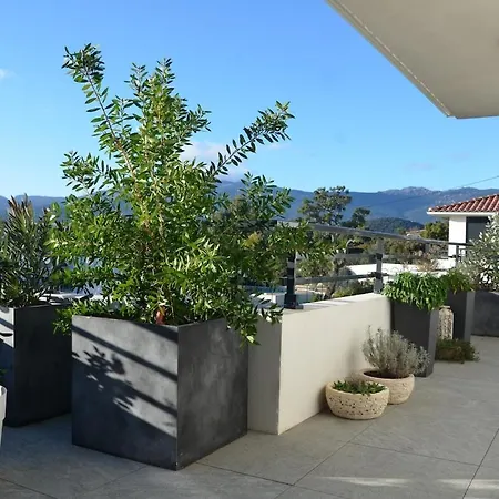 Appartamento Vue Montagne, 4-6 Personnes, Avec Piscine Porto Vecchio